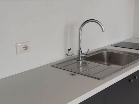 UFFICIO IN AFFITTO 60M2 NUOVO MERCATO 45.000 LEKE FH-74672