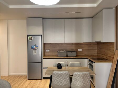 Jepet  me qera 2+1+ ne Astir 600€ ne proces mobilimi  