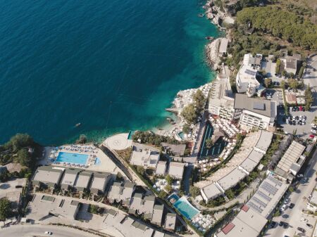LISTIM I RI - Shitet Apartament 2+1 me Ballkon pranë Marina Bay, Vlorë 165.000€