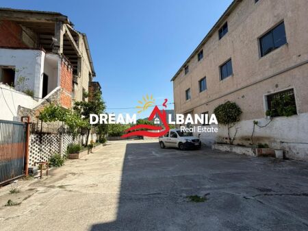 Godinë Biznesi me Qera tek Rruga Fabrika e Qelqit- tirane (4281306)