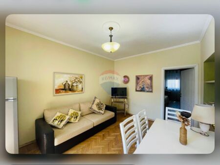  Apartment 1+1 for Rent in the Center of Tirana