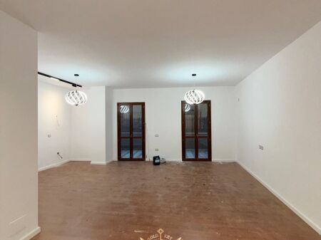 IN VENDITA Super APPARTAMENTO  • 2+1+2 + Verande   Indirizzo: Quartiere 2, Sefer Efendiu •  