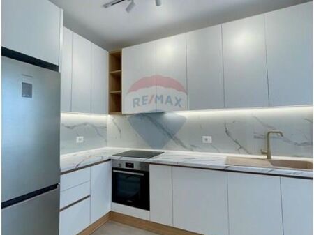Apartment for rent at Petro Nini