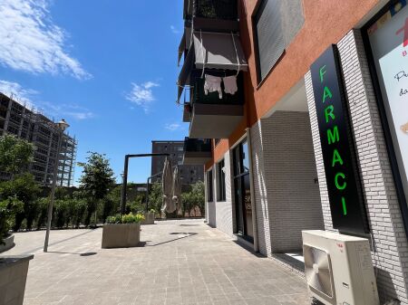 In vendita,Locale Commerciale, Complesso ASL 2, Tirana