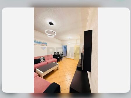  Shitet Apartament 1+1 – Pranë Tregut të Ri Elektrik, Rr. Ali Demi