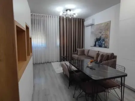 Affitto | Appartamento 1 + 1 | Yzberisht | 470 €/mese