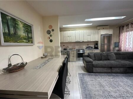 *Apartament 2+1 te -Irfan Tomini*