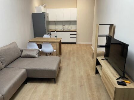 5 Maji Jepet Apartament 2+1 Me Qera