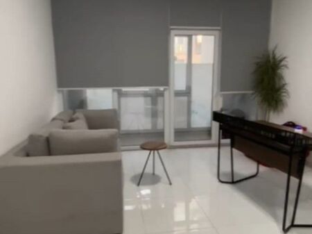 Affitto | Ambjent Biznesi | Komuna e Parisit | 1200 €/mese
