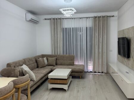 For rent 2+1+2 GREEN CITY ASTIR 700 thousand lek