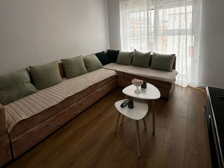  Jepet me qira apartament 2+1+2