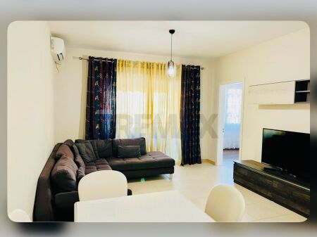  Apartament 2+1+2 + Post Parkimi me Qira – Kinostudio