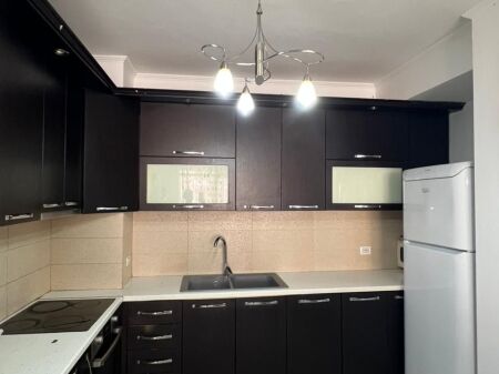 For rent 2+1+2 ASTIR TE FRATARI 45,000 leke