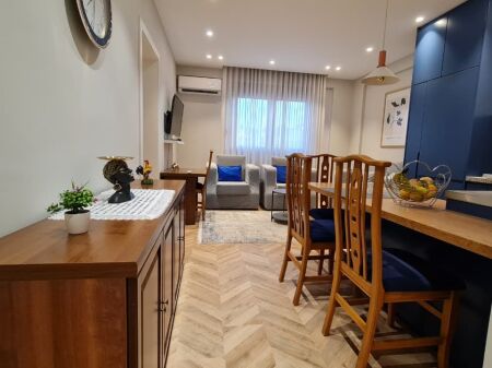For rent 1+1 at the Commune of Paris