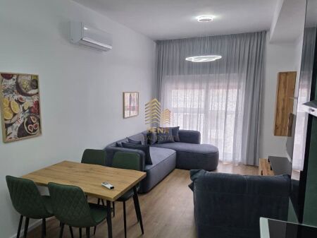 Affitto, Appartamento 2+1, Residenza Kadiu, 50.000 Lek/mese