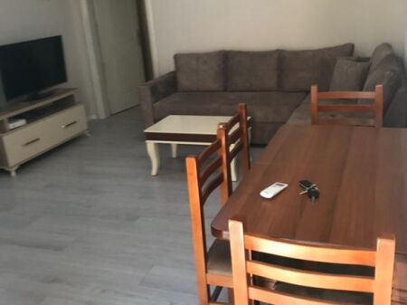 Rent | Shtëpi private 1 + 1 | Tregu Elektrik | 400 €/month