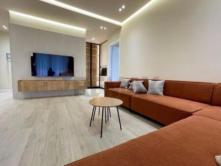 APARTAMENT 2+1 ME QIRA TE KOMPLEKSI DELIJORGJI!