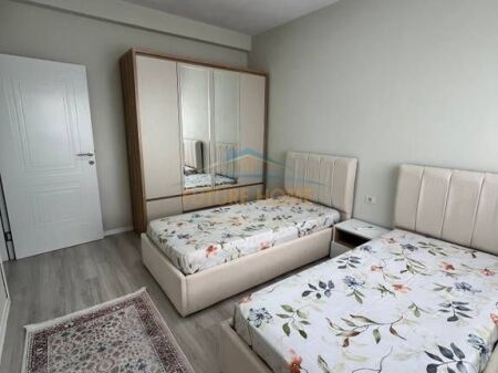 Apartament 2+1+ Parking Rruga e Durresit, Tiranë.