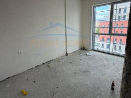 Shitet, Apartament 1+1, Fusha e Aviacionit. Capital68721