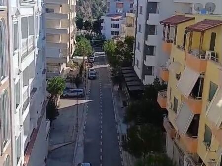 Appartamento in Affitto a Shkëmbi i Kavajës 1+1