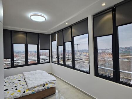 Jepet me qira apartment 1+1 . Rruga 5 Maji Tirane