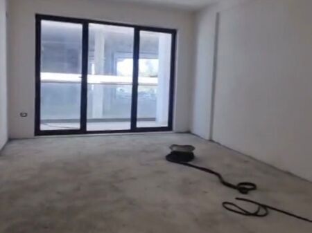 Shitet apartament 2+1 tek Liburna ne Golem!