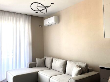  JEPET SUPER APARTAMENT 2+1, ME QERA TE TERMINALI TEK CASA ITALIA, 750 mije leke