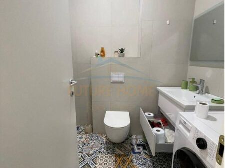 Apartment 1+1+Yard, Gjiri i Lalzit