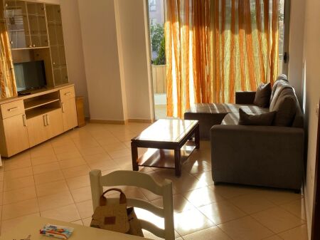 Jepet apartament 1+1 ne Yzberisht,