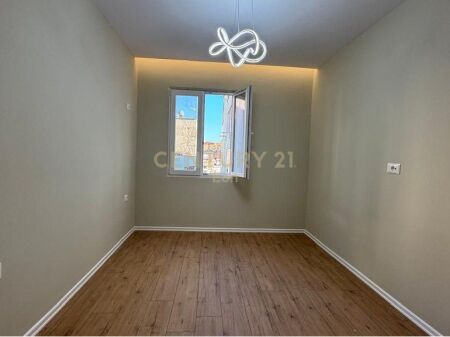 FOR SALE 1+1 TOTALLY RENOVATED NEAR THE MUSEUM, DURRES !