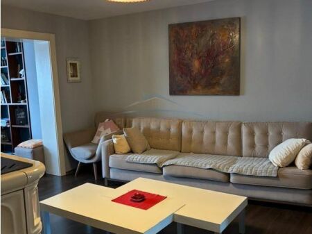 Qira, Apartament 3+1+2, Sheshi Skenderbej, Tiranë