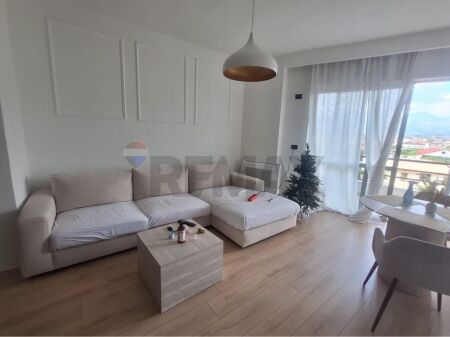 Apartament 1+1 per shitje tek Kthesa e Kamzes!!!