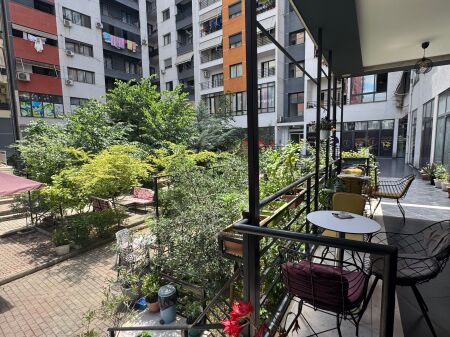 Locale in vendita Astir