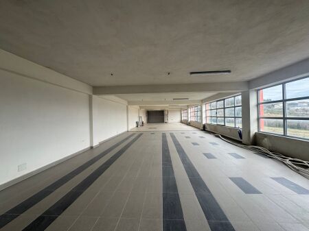 Warehouses for rent in Prush, Vaqarr!