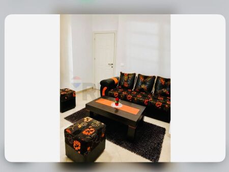  Jepet me Qira Apartament Komod në Fresk 