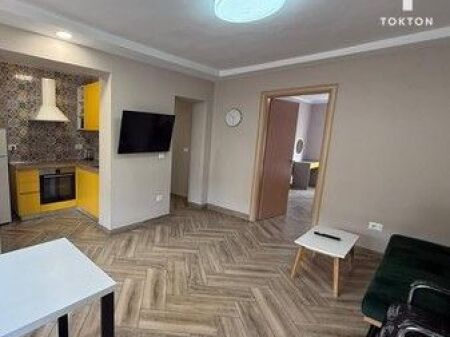 SHITET, APARTAMENT 1+1, RRUGA: "21 DHJETORI", TIRANË