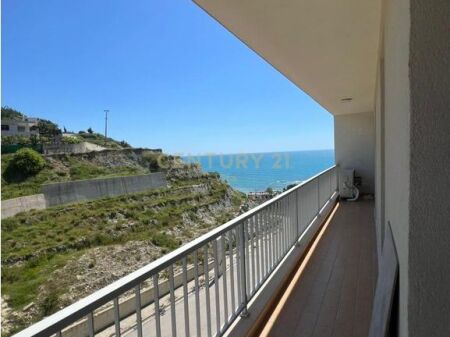 AFFITTASI APPARTAMENTO 2+1+2 CON VISTA MARE A CURRILA, DURRES !!!