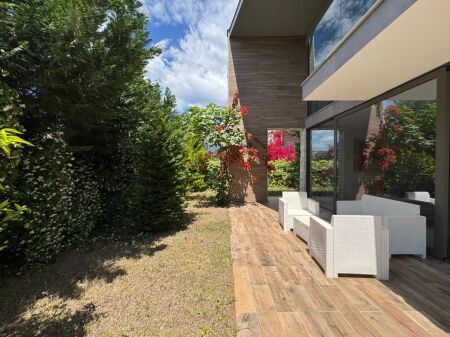Shitet Vile Ne palase , Dhermi (Villa Fir Sale, Palase, Drymades)
