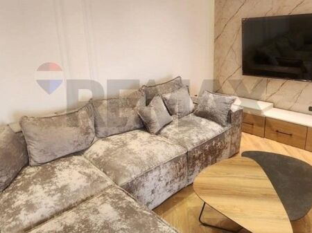 Apartament 2+1 shitje ,Perballe Delijorgjit  ID:530601005-263