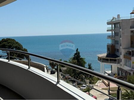 Appartamento di Lusso in Vendita a White Hill