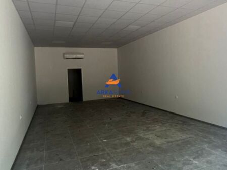 RENTAL SPACE 18M2 "ENDRI KEKO STREET, NEAR PRINCE OF HAPPINESS KINDERGARTEN" 25,000 LEKE
