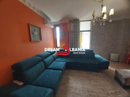 Appartamento 2+1 in affitto al Kompleksi Grand a Qytet Studenti, Tirana (ID 42215563).