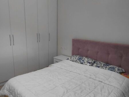 Jepet me qera apartament 2+1i mobiluar tel Kodra e Diellit