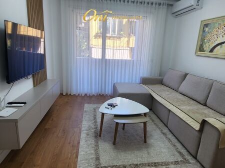 APARTAMENT PER QERA TEK QSUT