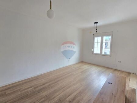 Shitet - Apartament 1+1 ne Myslym Shyr