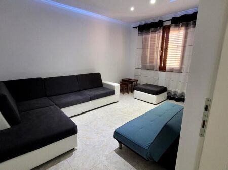 Apartament me qera 2+1 te Medreseja