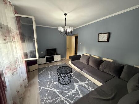 Jepet me qera Apartamenti 2+1Oxhaku