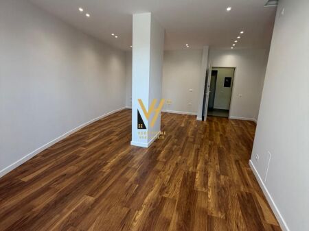 UFFICIO 100 M2 IN AFFITTO PRESSO IL COMUNE DI PARIGI 1.500 EURO