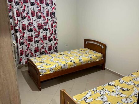 Shitet Apartament 2+1+2+2ballkon Astir