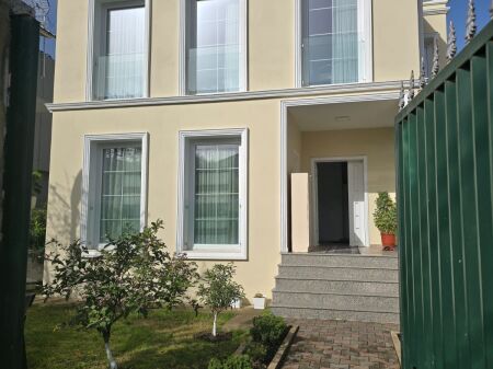 Qera | Shtëpi private 2 + 1 | Spitali Amerikan 2 | 500 €/muaj